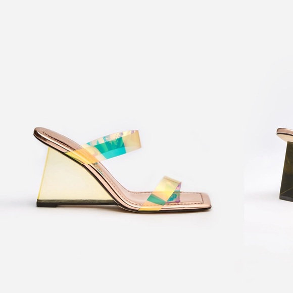 Good American
CINDER-F*CKING-RELLA WEDGE heel - Picture 5 of 8